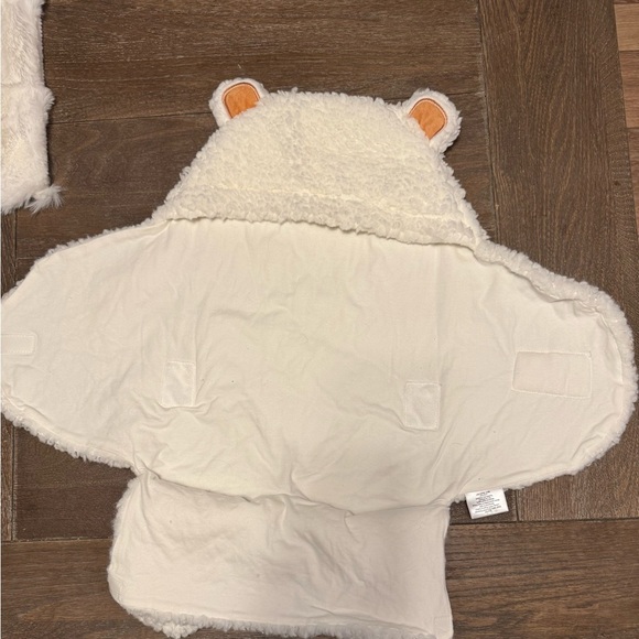 Jam Naturals Bear Swaddle Wrap - Picture 4 of 9